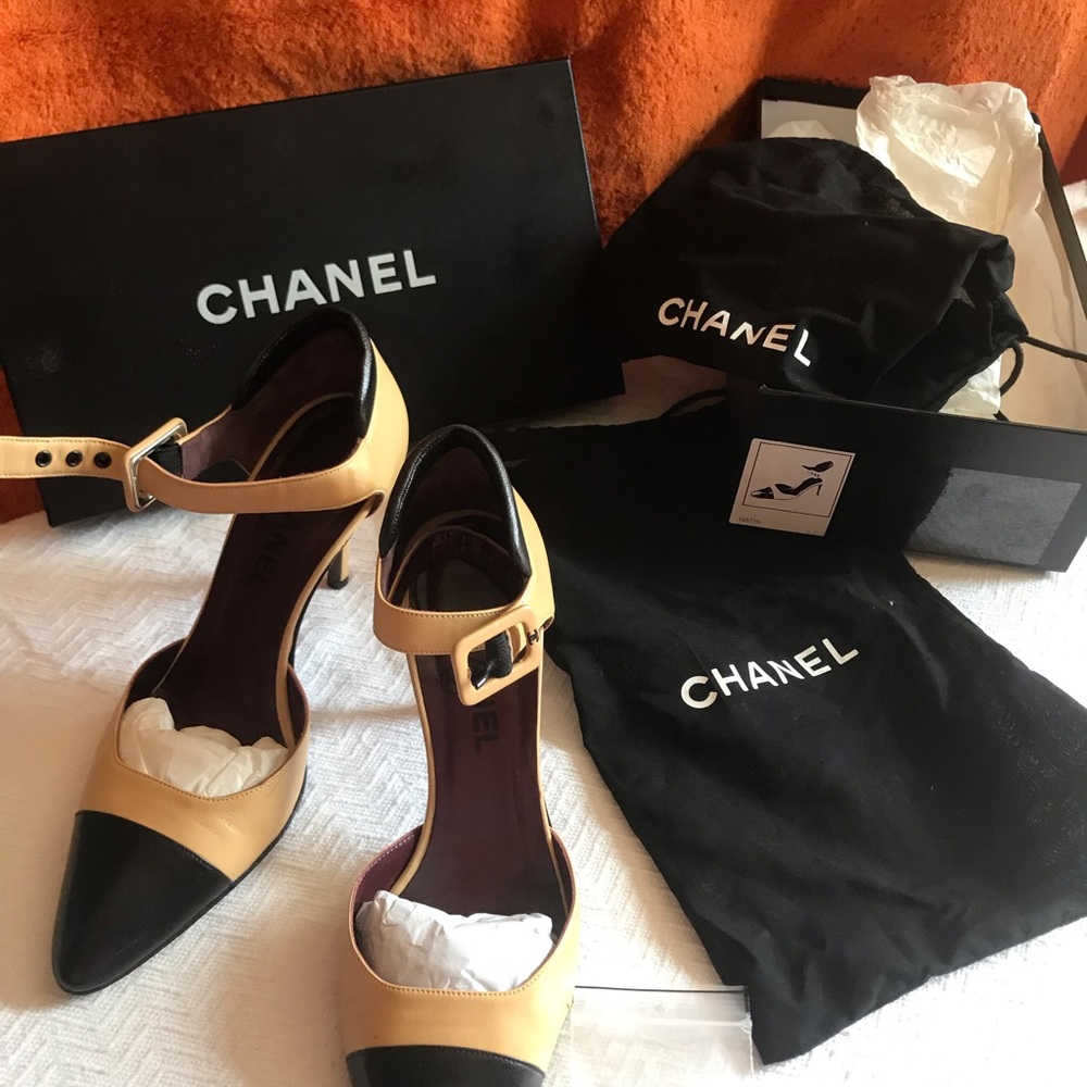 Chanel shoes two tone colors